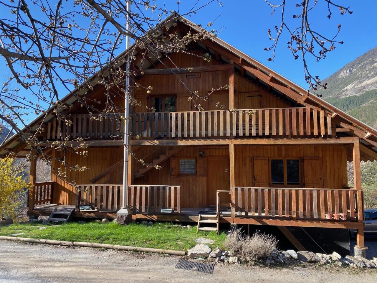 Chalet A Un Endroit Exceptionnel, Alpes, Parc National Des Ecrins Les Vigneaux Exterior photo